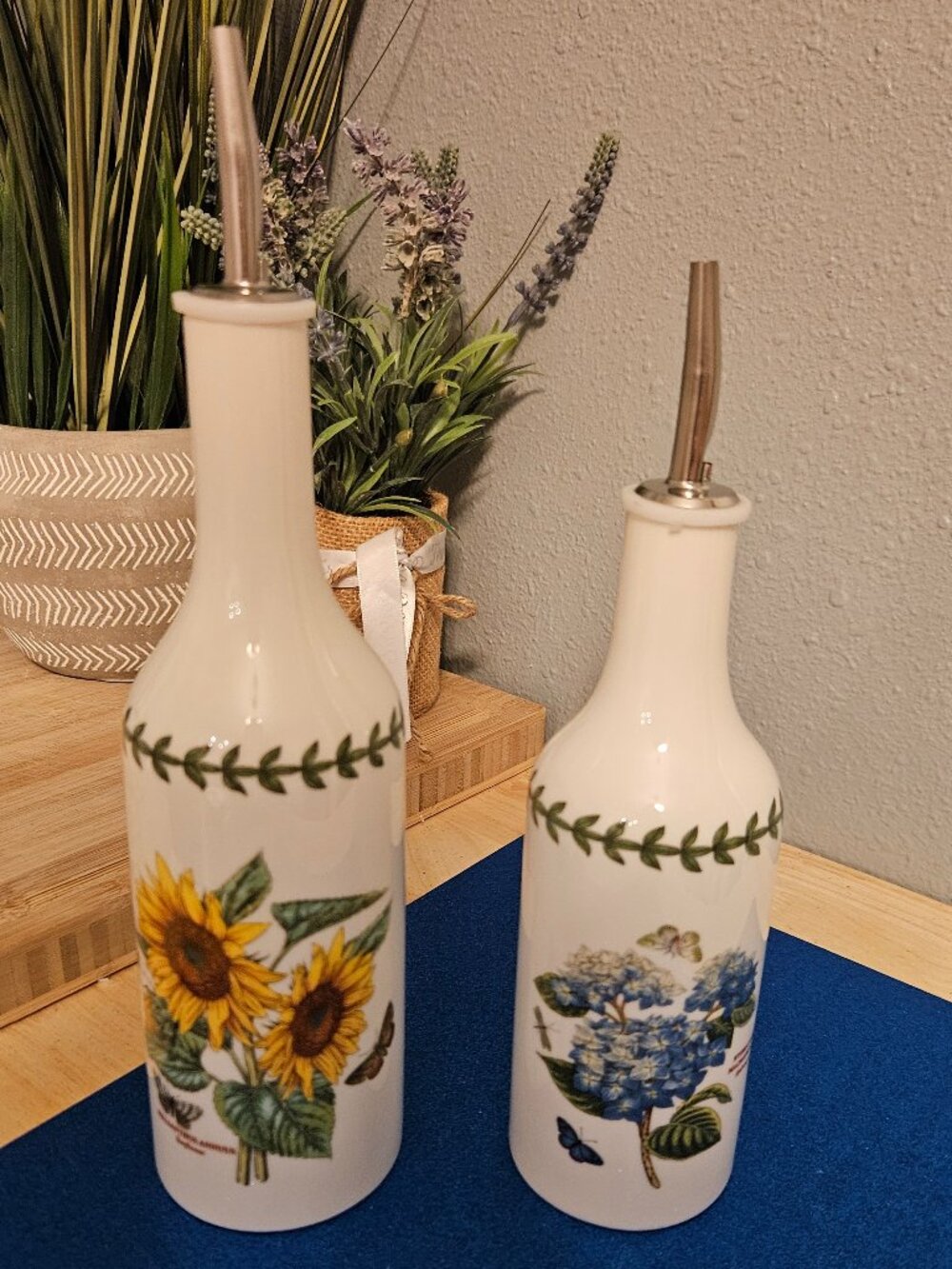 Portmeirion Botanic Garden Oil and Vinegar Set